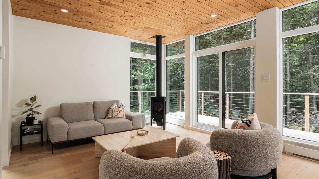 Photo of Livingroom in Sainte-Agathe-des-Monts