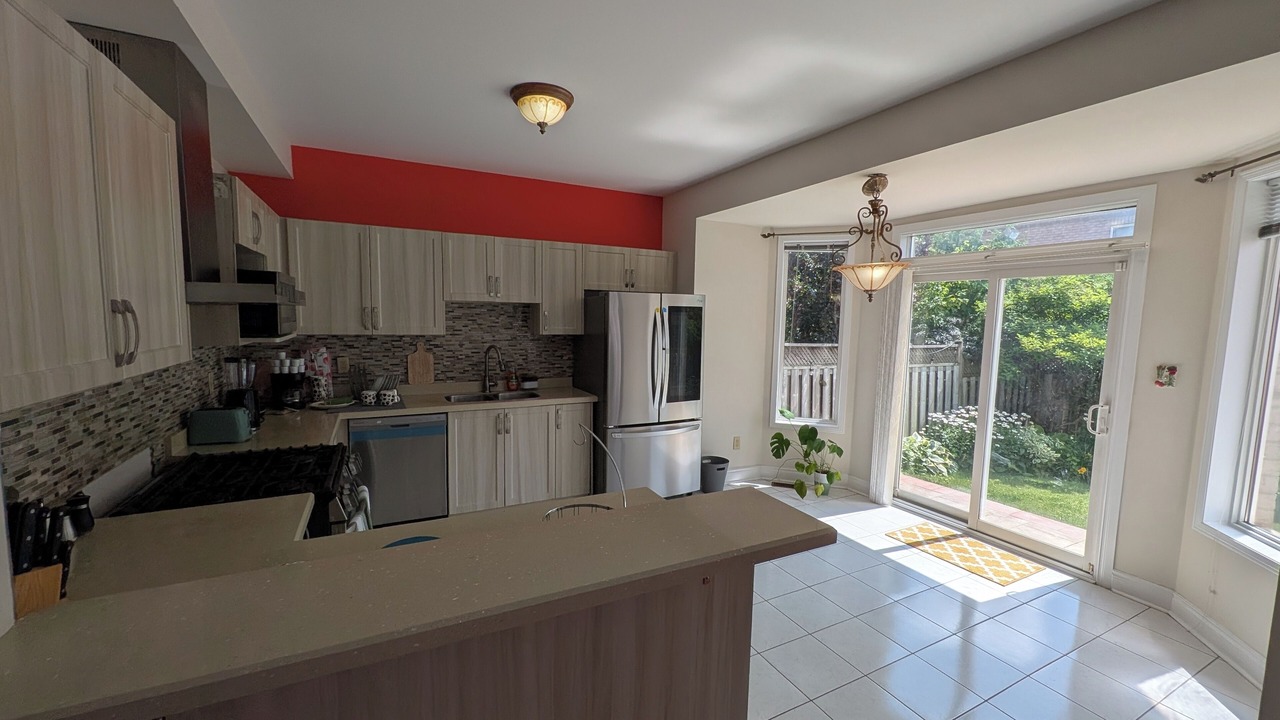 Photo of Kitchen in Churchill Meadows