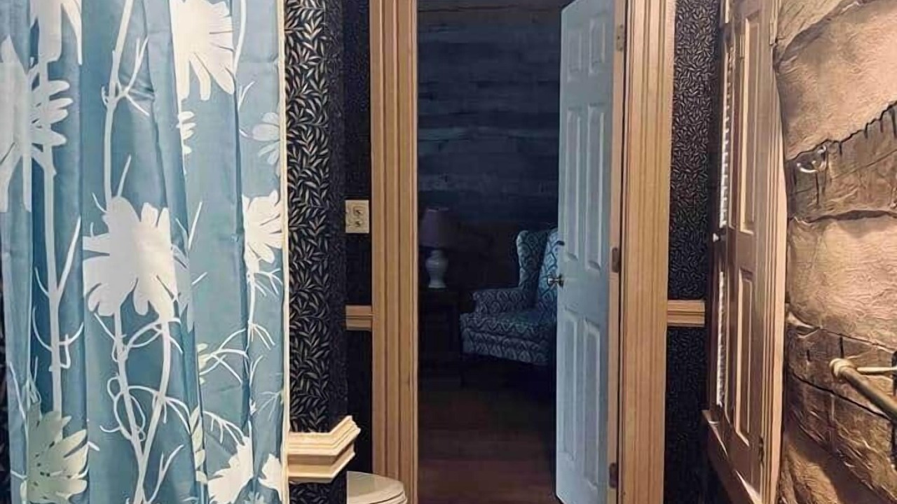 Photo of Bathroom in Paris