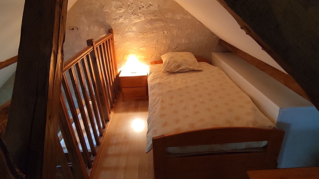 Photo of Bedroom in Beaumont-en-Veron