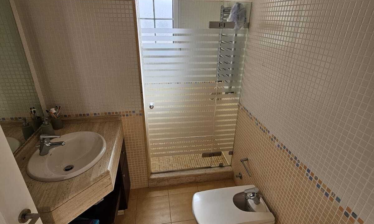 Photo of Bathroom in Torrent