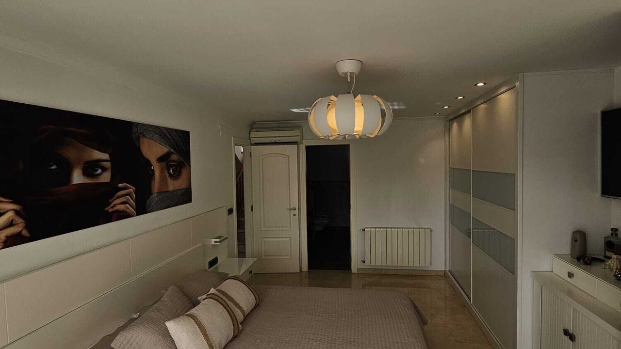 Photo of Bedroom in Torrent