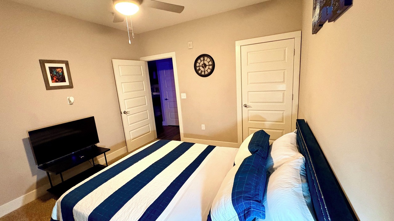 Photo of Bedroom in Sandy Springs