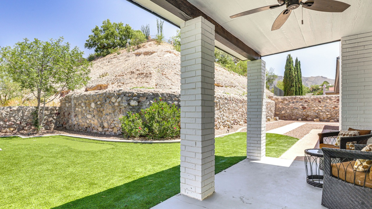 Photo of Outdoor in Bandolero - Tarascas