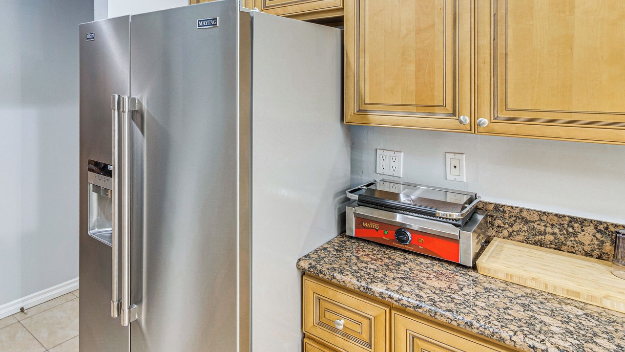 Photo of Kitchen in Canoga Park