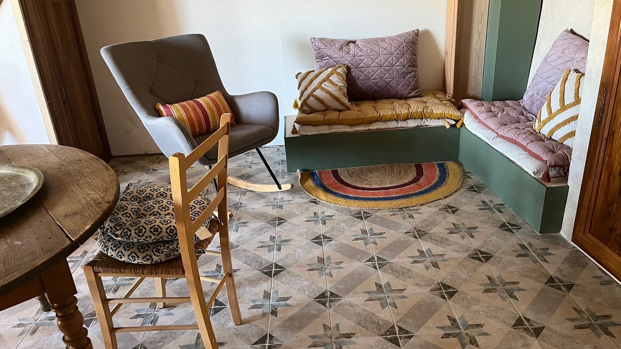 Photo of Livingroom in Publy