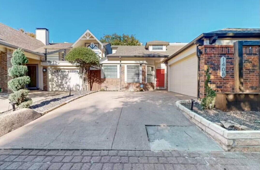 Photo of Outdoor in Bryan Place