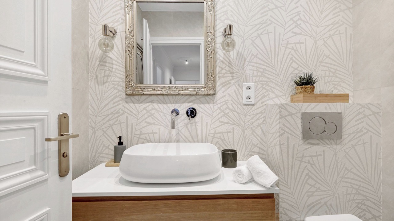 Photo of Bathroom in Madeleine