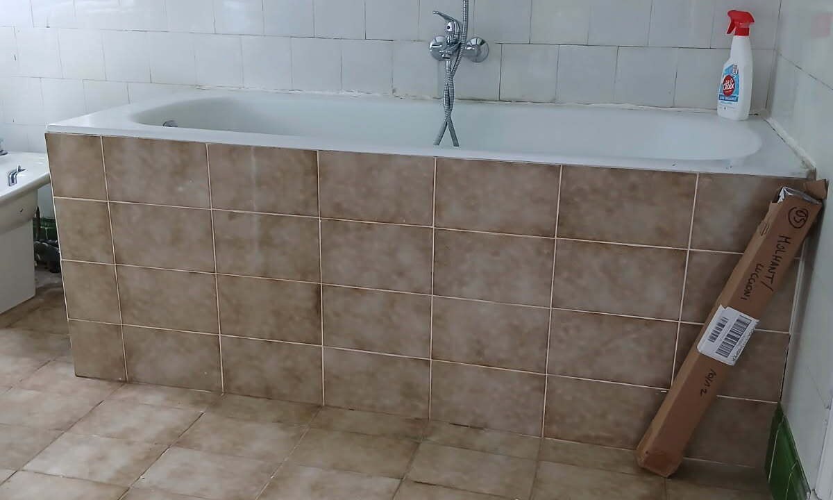 Photo of Bathroom in Roisel