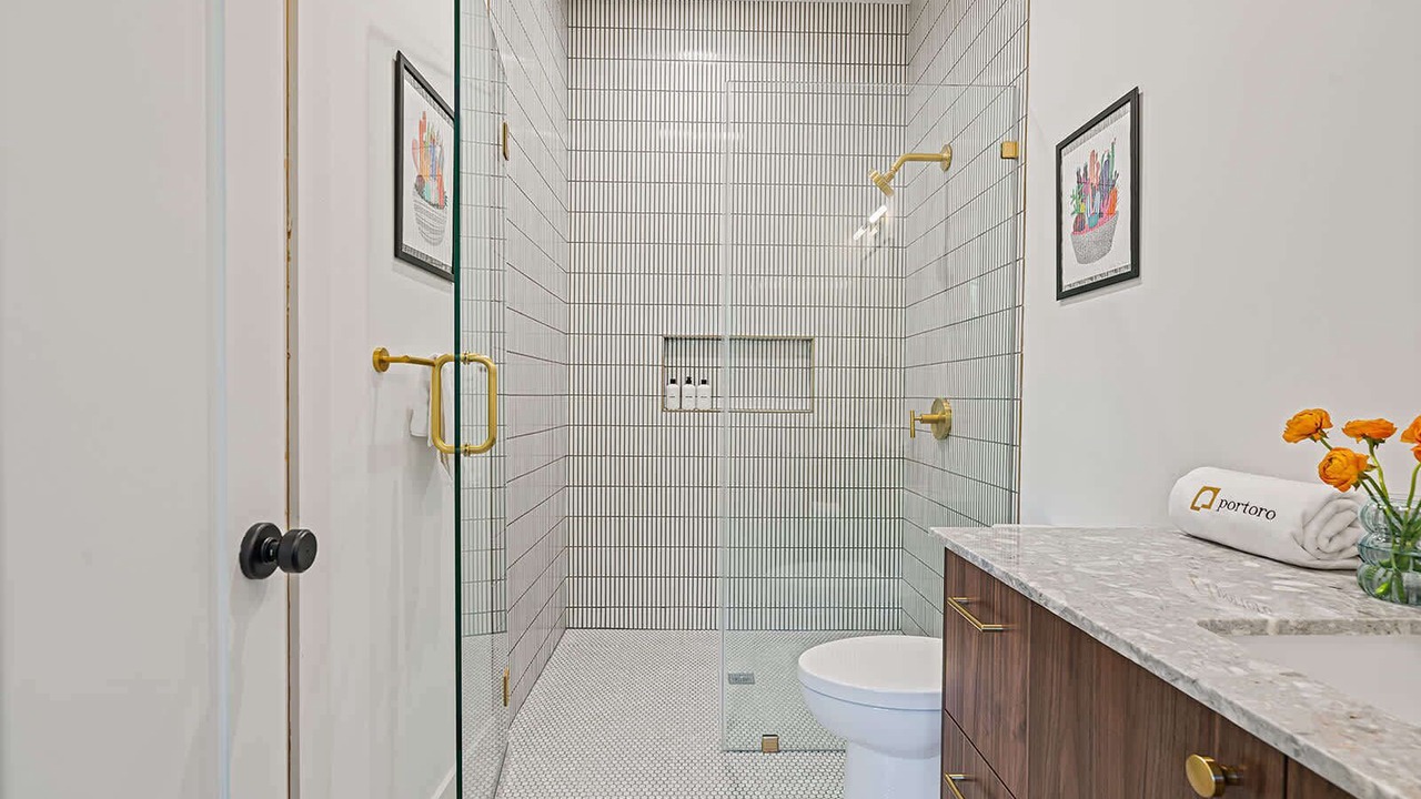 Photo of Bathroom in Apache Shores