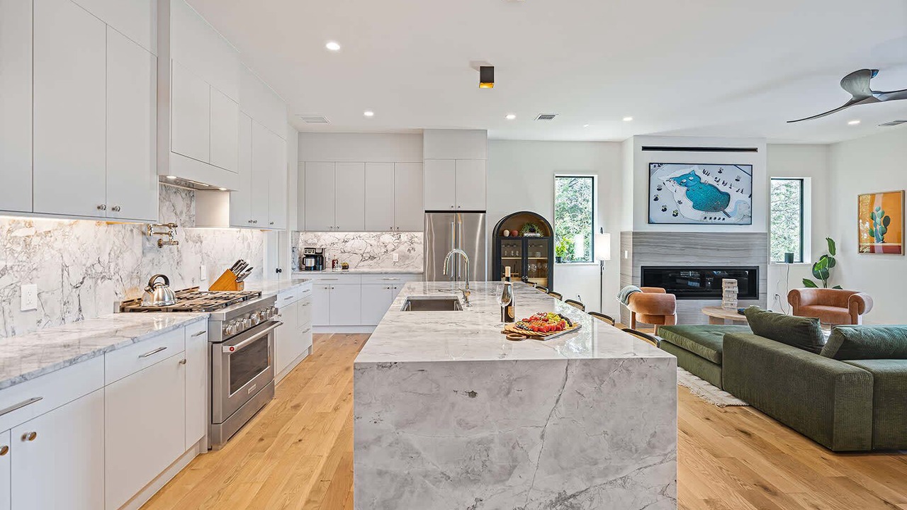 Photo of Kitchen in Apache Shores