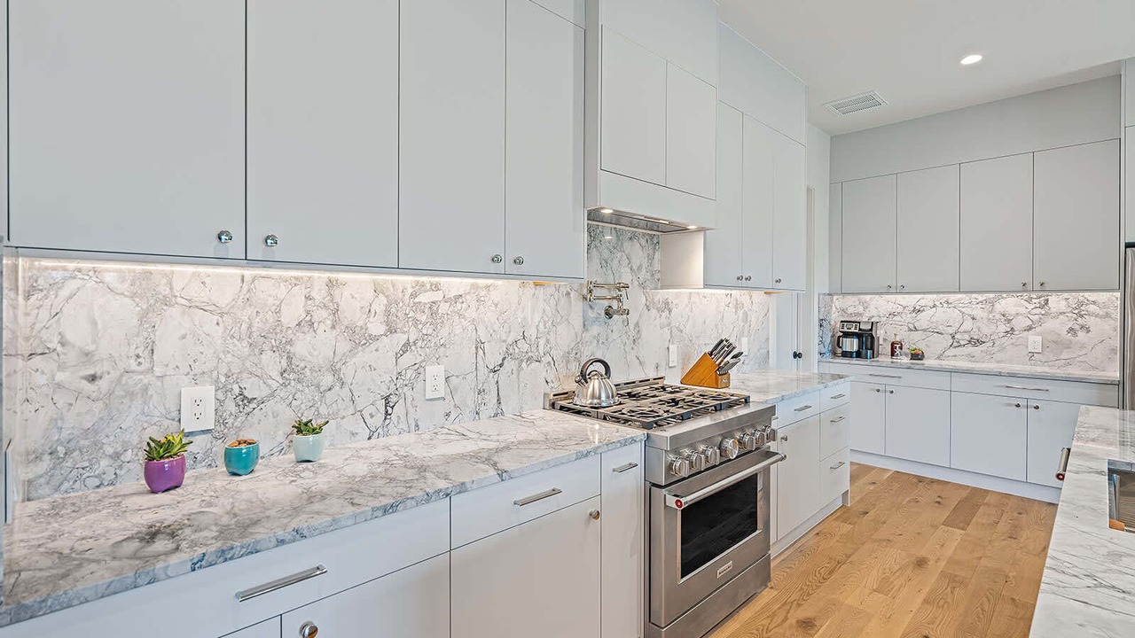 Photo of Kitchen in Apache Shores