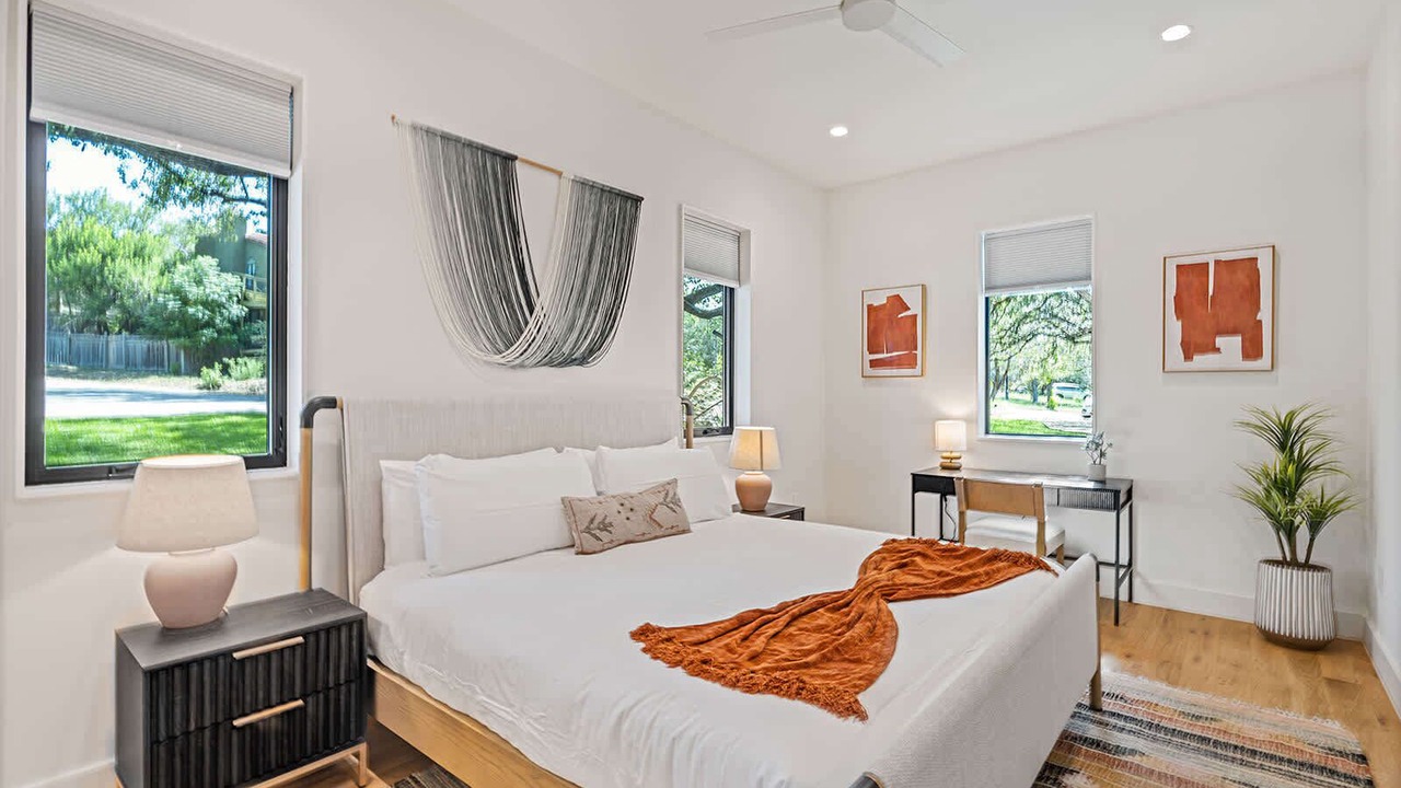 Photo of Bedroom in Apache Shores