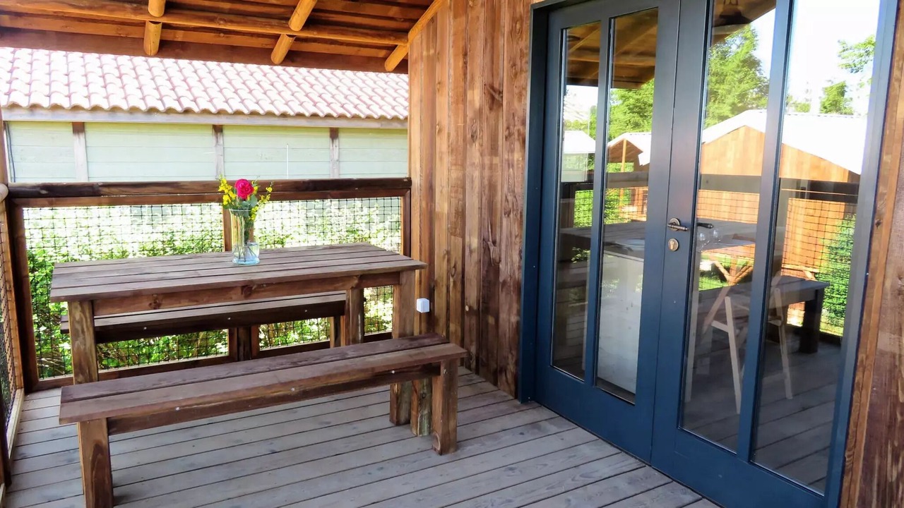 Photo of Outdoor in Grane