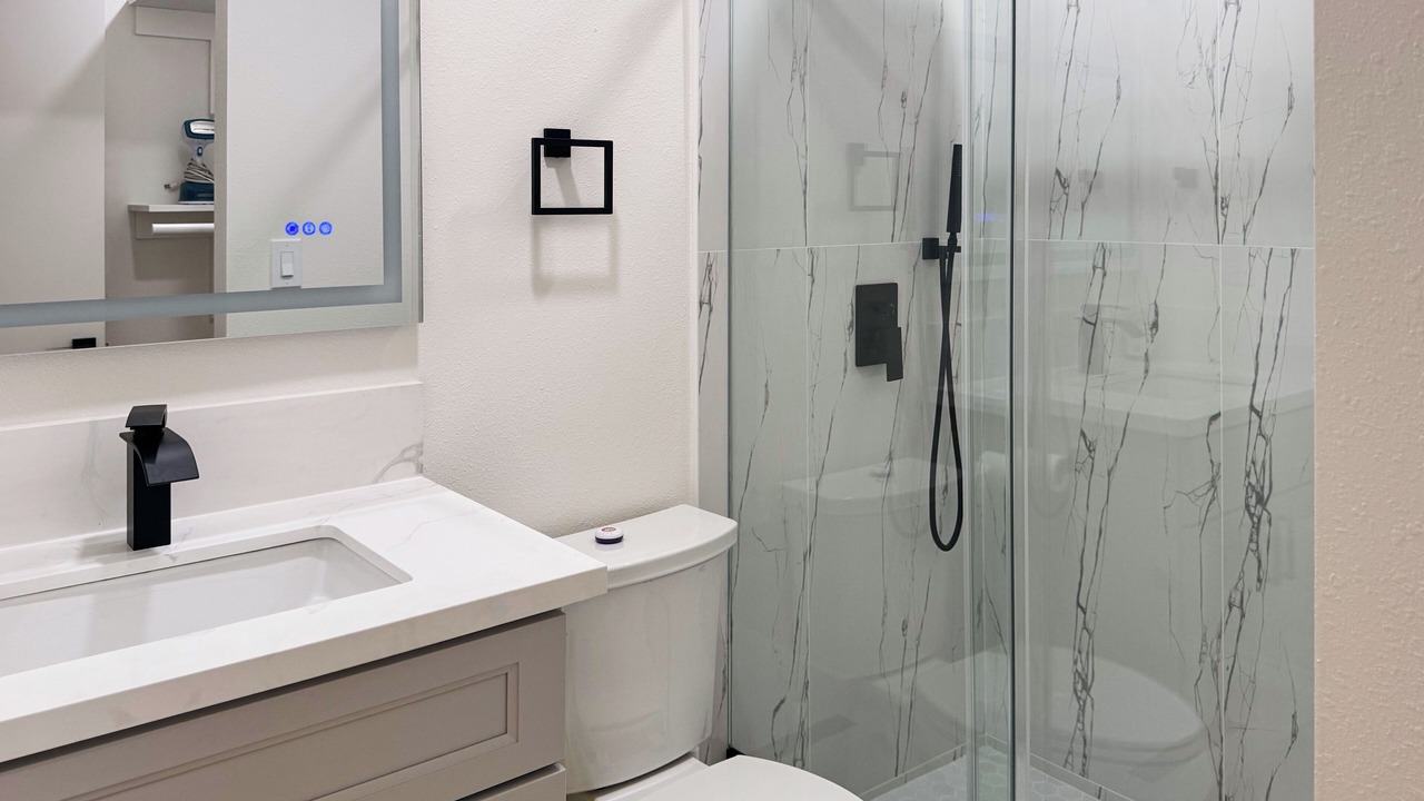Photo of Bathroom in North Arroyo