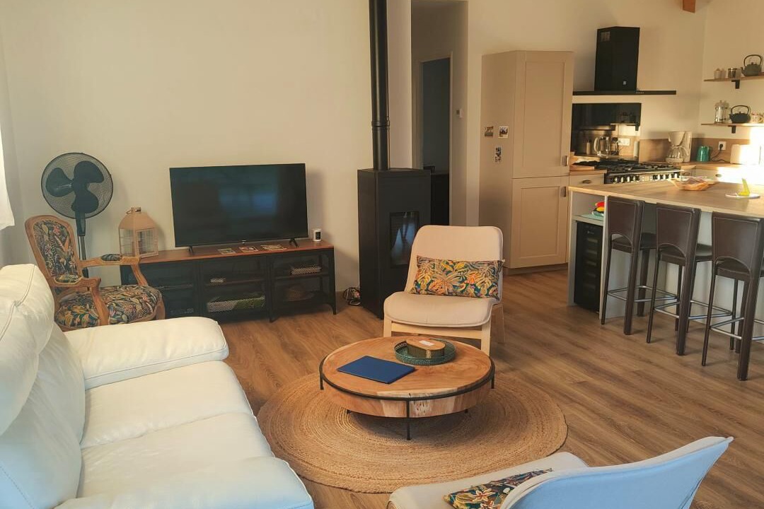 Photo of Livingroom in Ousse-Suzan