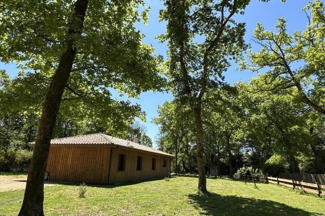 Photo of Outdoor in Ousse-Suzan