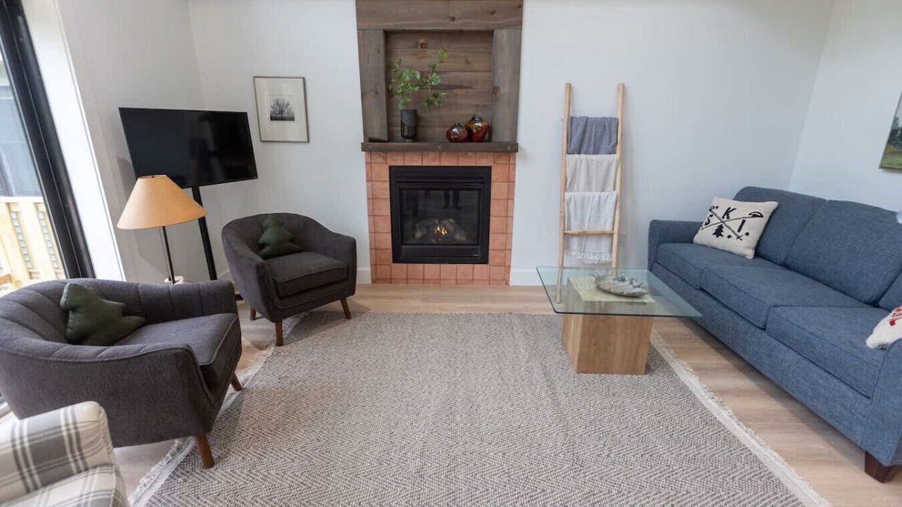 Photo of Livingroom in Mayfield