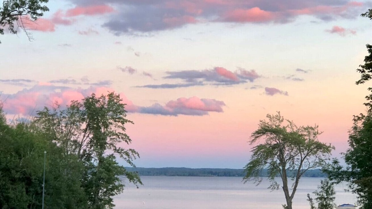 Photo of Outdoor in Mayfield