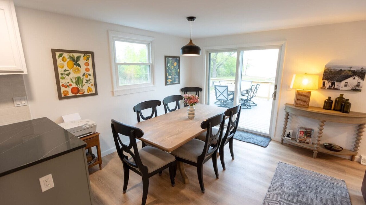 Photo of Others in Mayfield