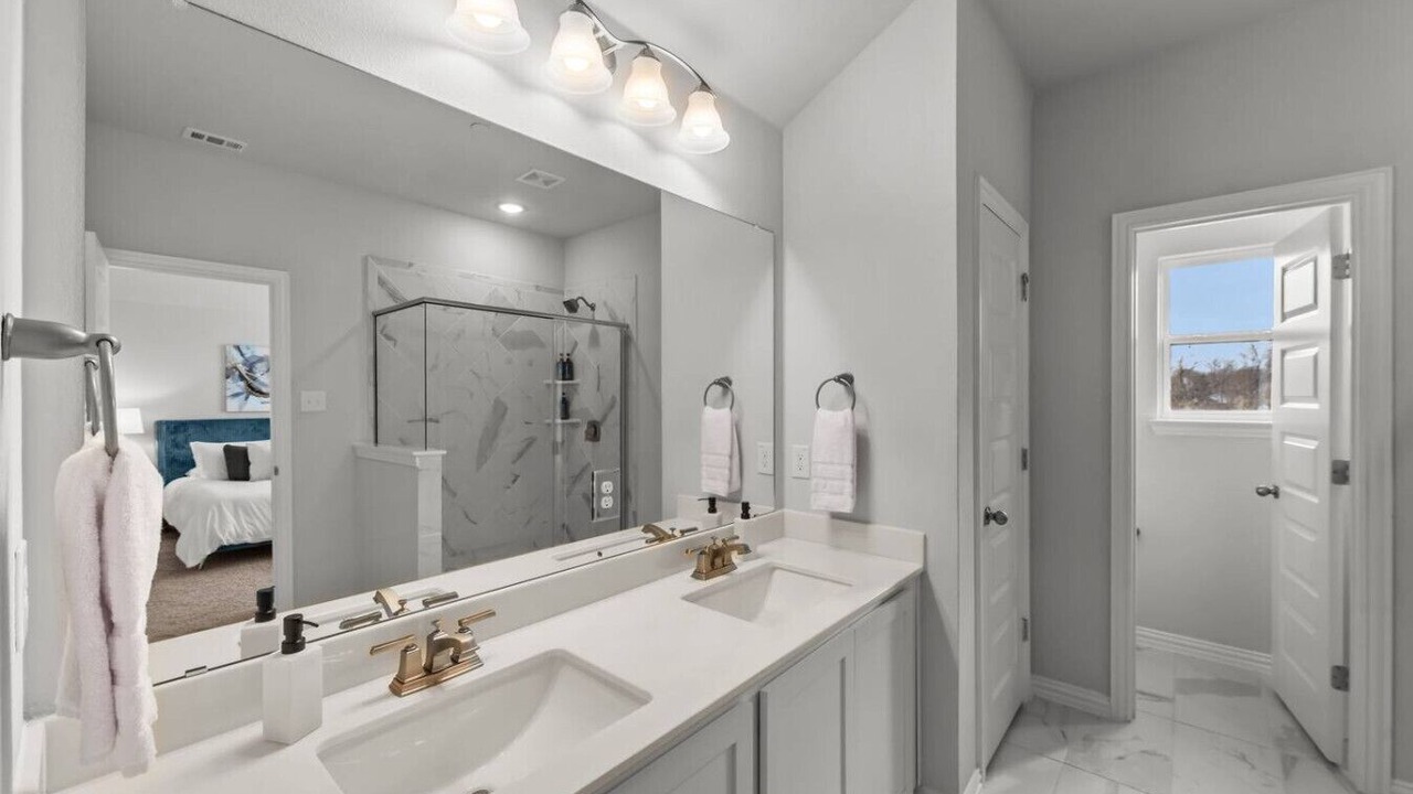 Photo of Bathroom in Lewisville