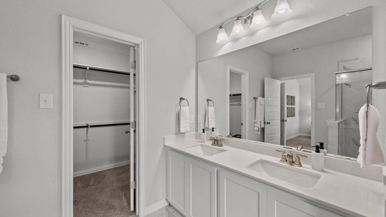 Photo of Bathroom in Lewisville