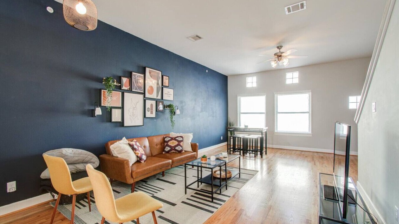 Photo of Livingroom in Southeast Houston