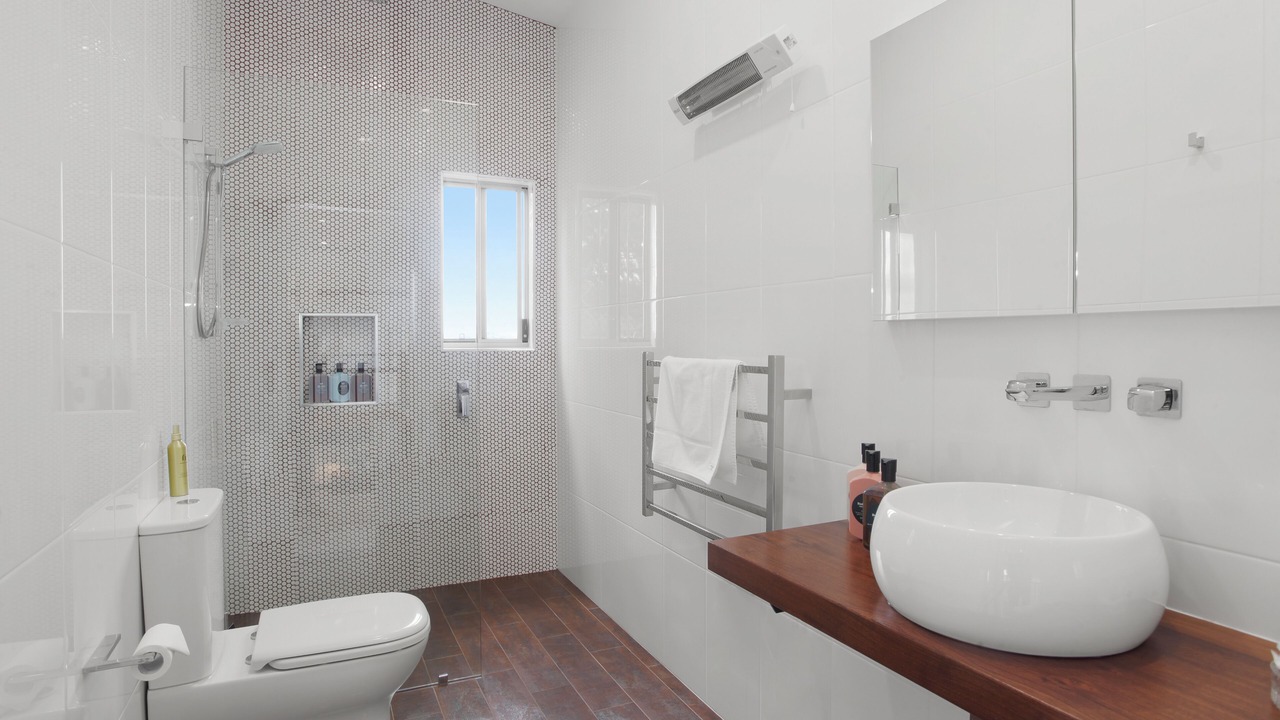 Photo of Bathroom in Lithgow City Council