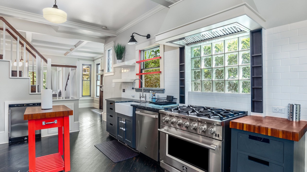 Photo of Kitchen in Broadmoor