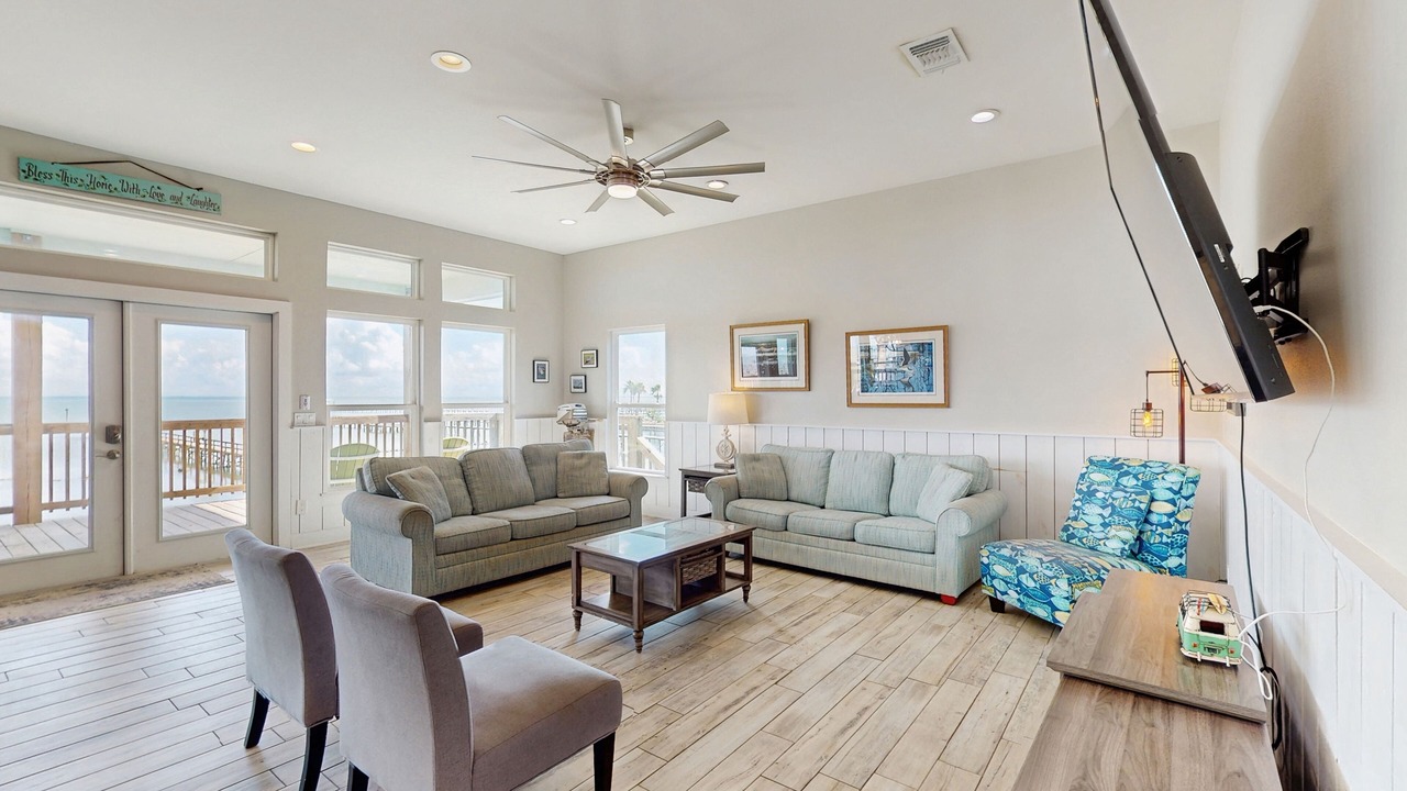 Photo of Livingroom in Rockport