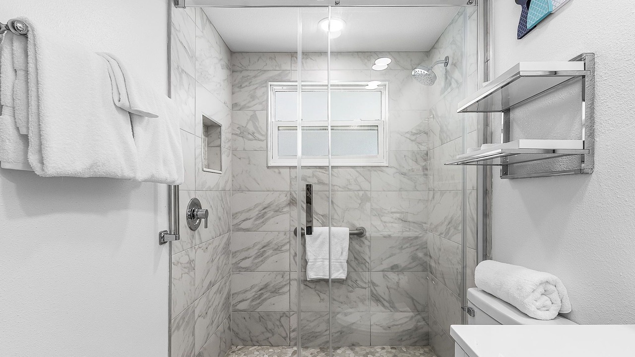 Photo of Bathroom in Aloha Kai