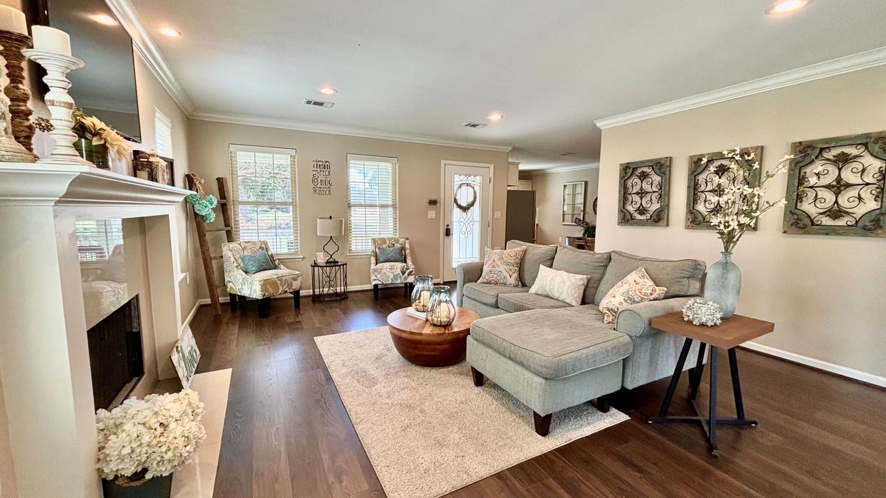 Photo of Livingroom in New Ulm
