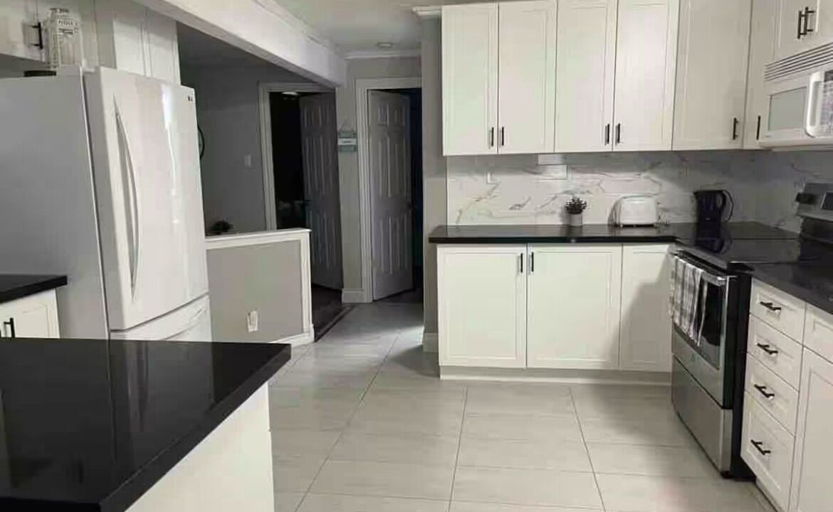 Photo of Kitchen in Wasaga Beach