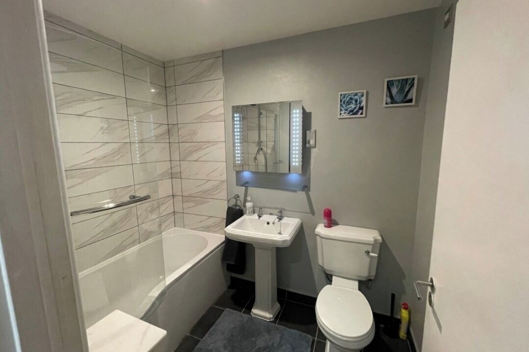 Photo of Bathroom in Selhurst