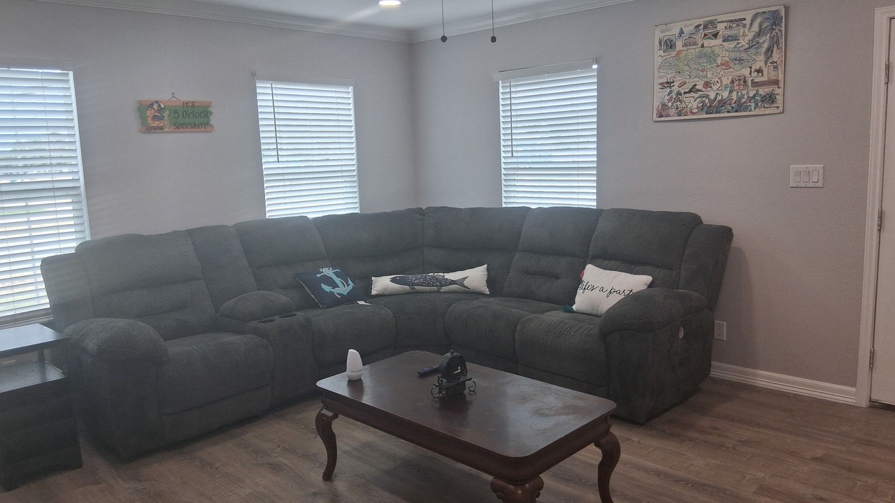 Photo of Livingroom in Aransas Pass