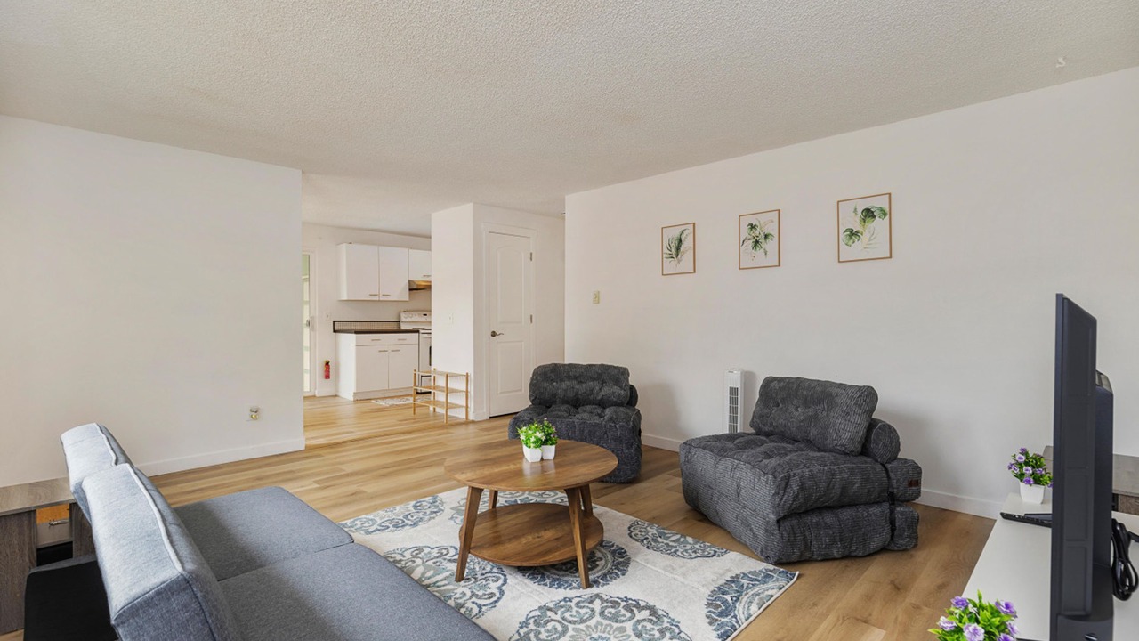 Photo of Livingroom in Picnic Point-North Lynnwood