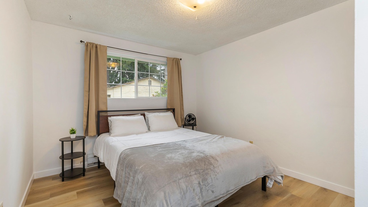 Photo of Bedroom in Picnic Point-North Lynnwood