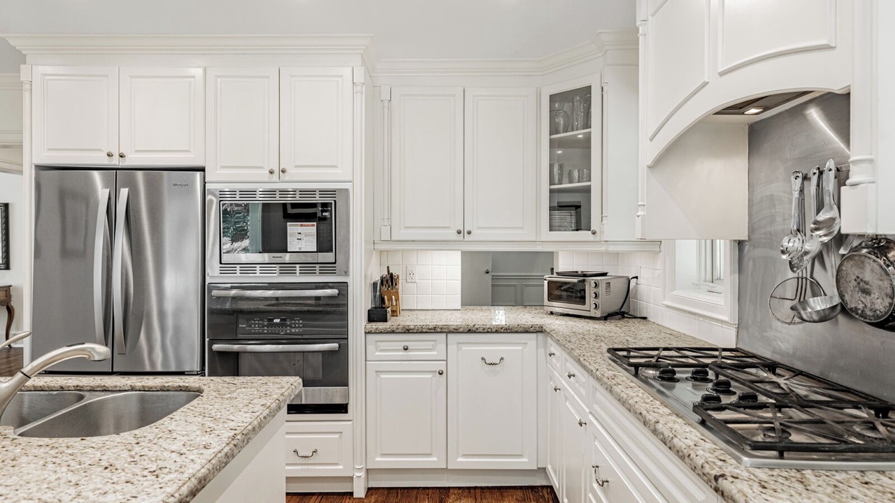Photo of Kitchen in York Mills