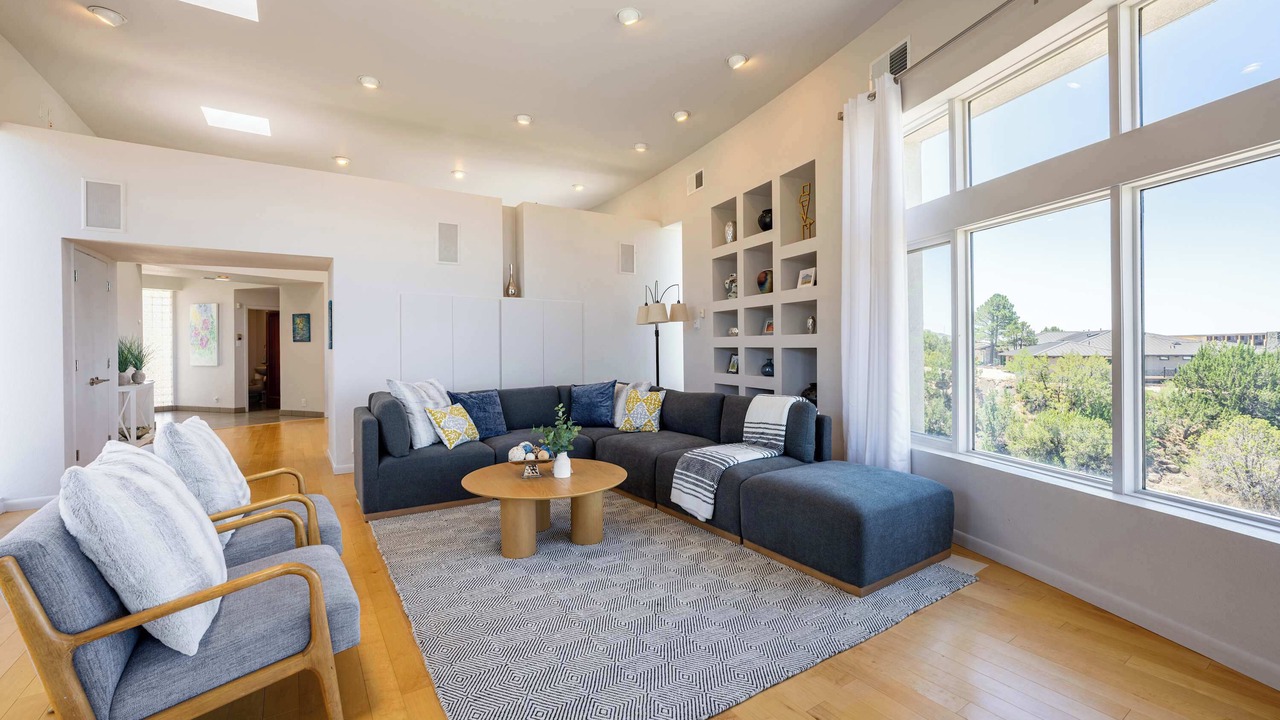 Photo of Livingroom in Sandia Heights South