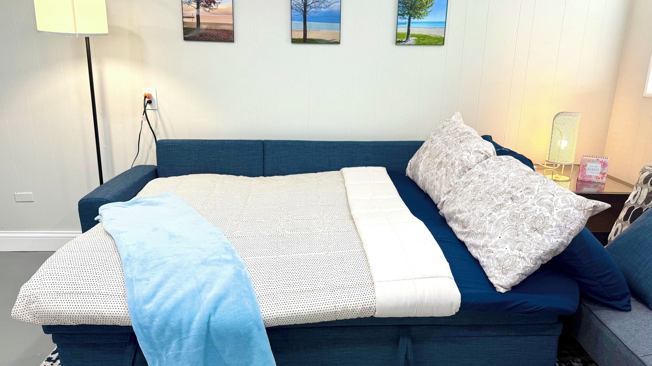 Photo of Bedroom in Logan Square
