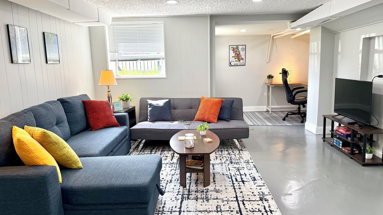 Photo of Livingroom in Logan Square