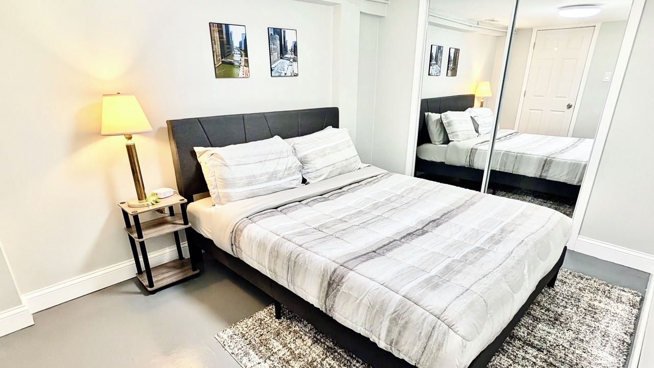 Photo of Bedroom in Logan Square