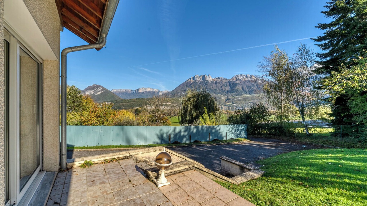 Photo of Patio Balcony in Saint-Jorioz