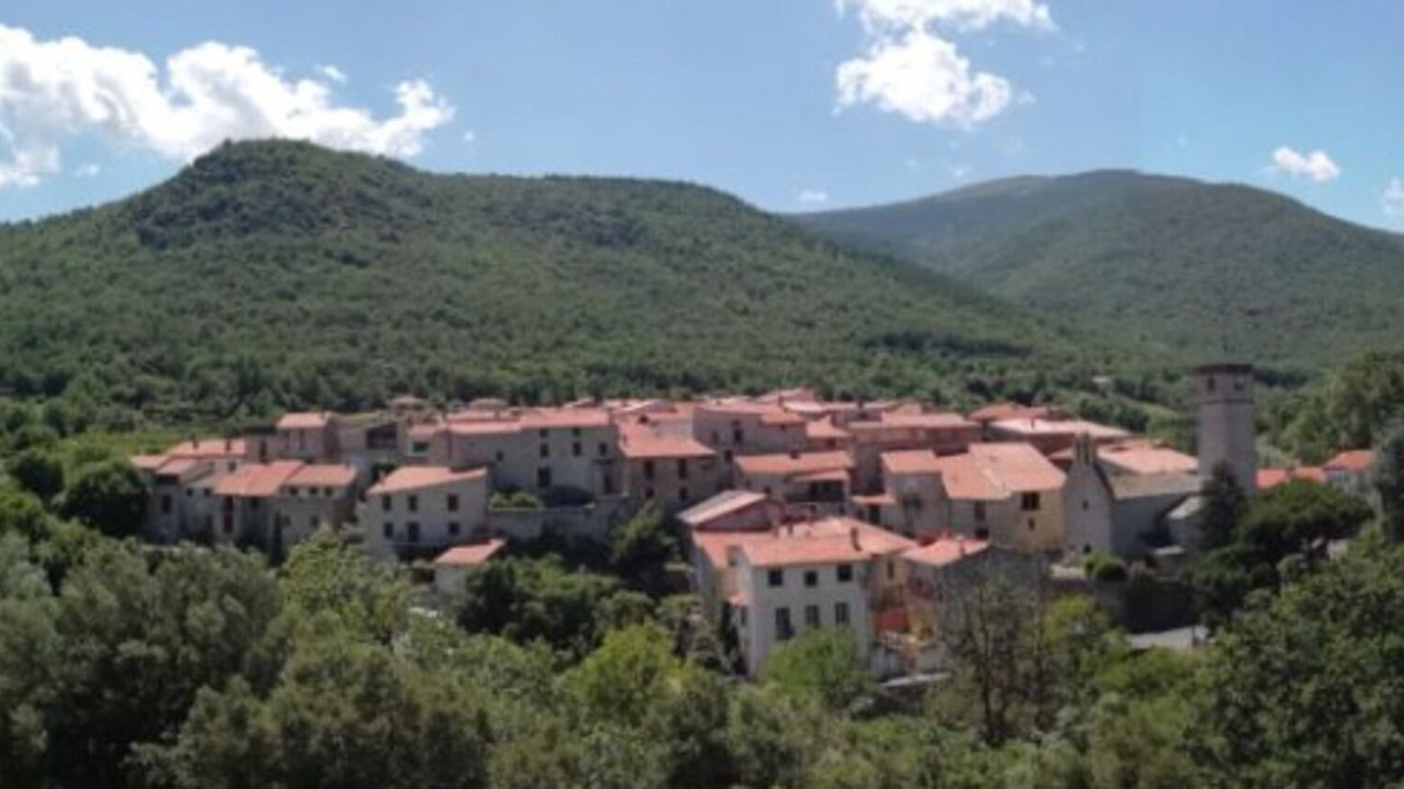 Photo of Others in Campome