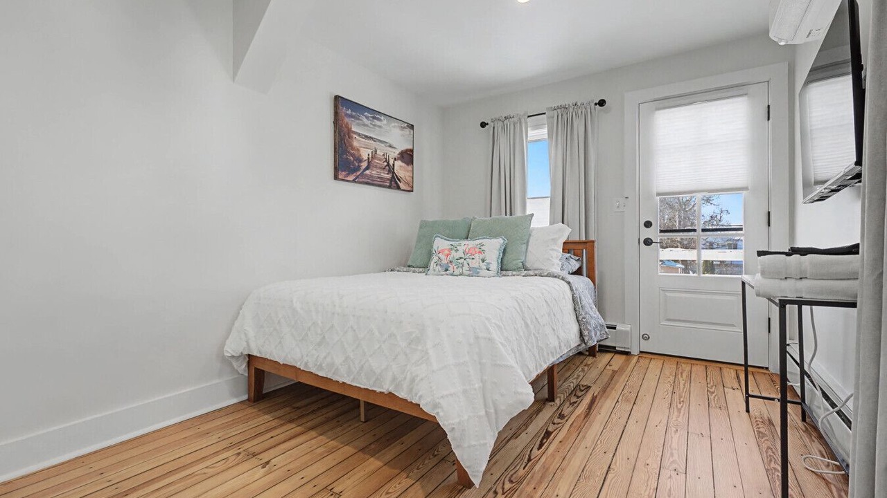 Photo of Bedroom in Stonington