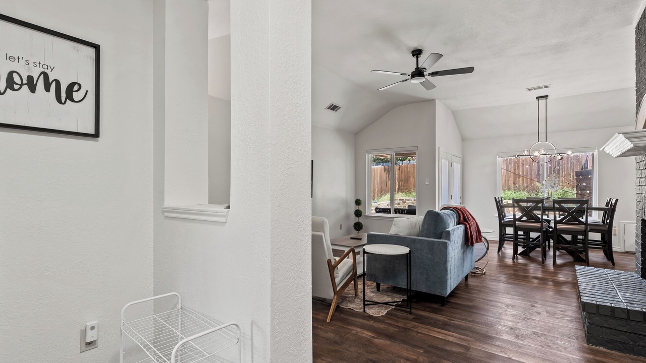 Photo of Livingroom in Sherman