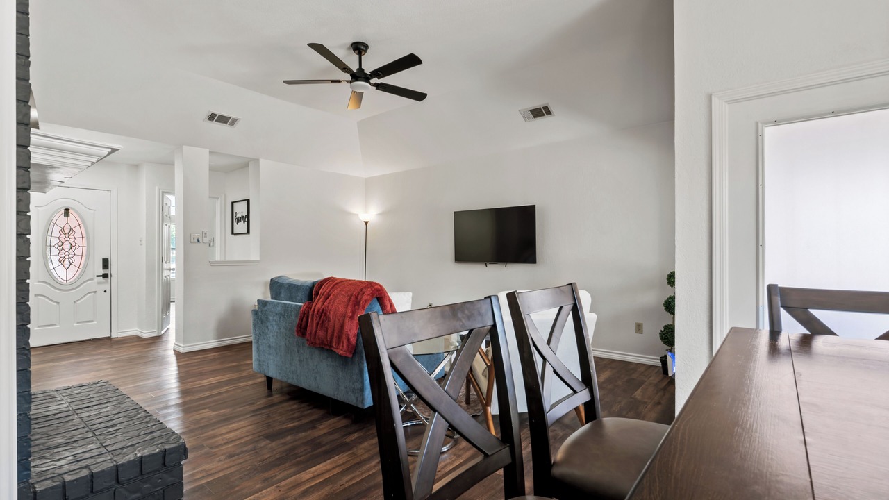 Photo of Livingroom in Sherman