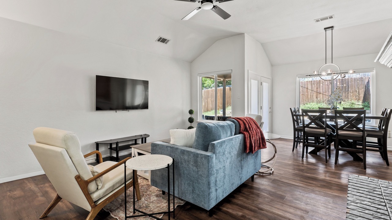 Photo of Livingroom in Sherman