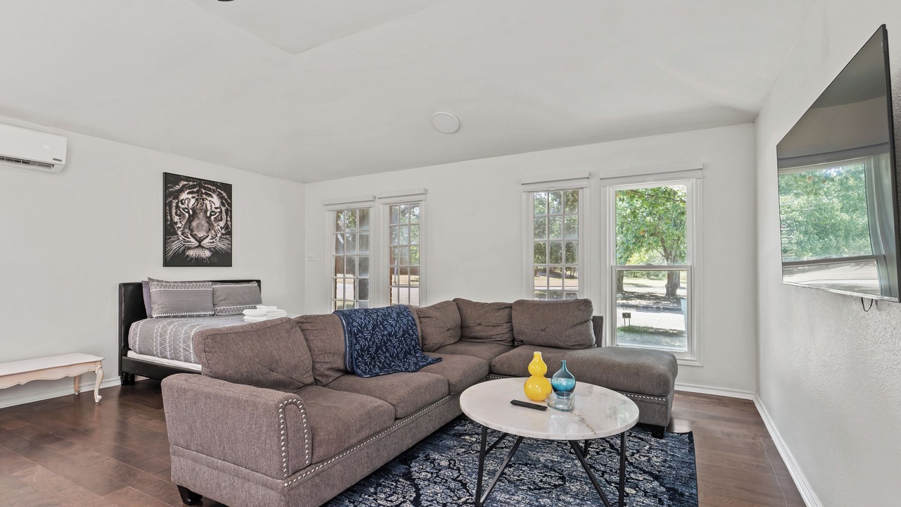 Photo of Livingroom in Sherman