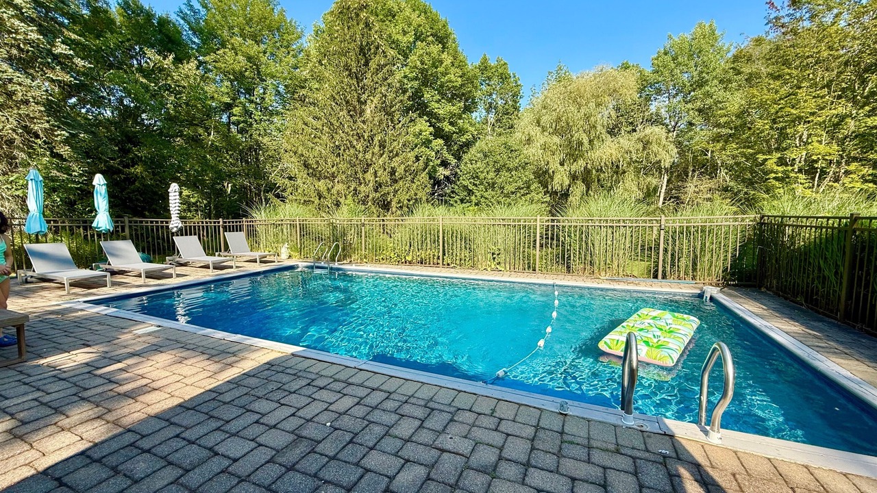 Photo of Outdoor in Swan Lake